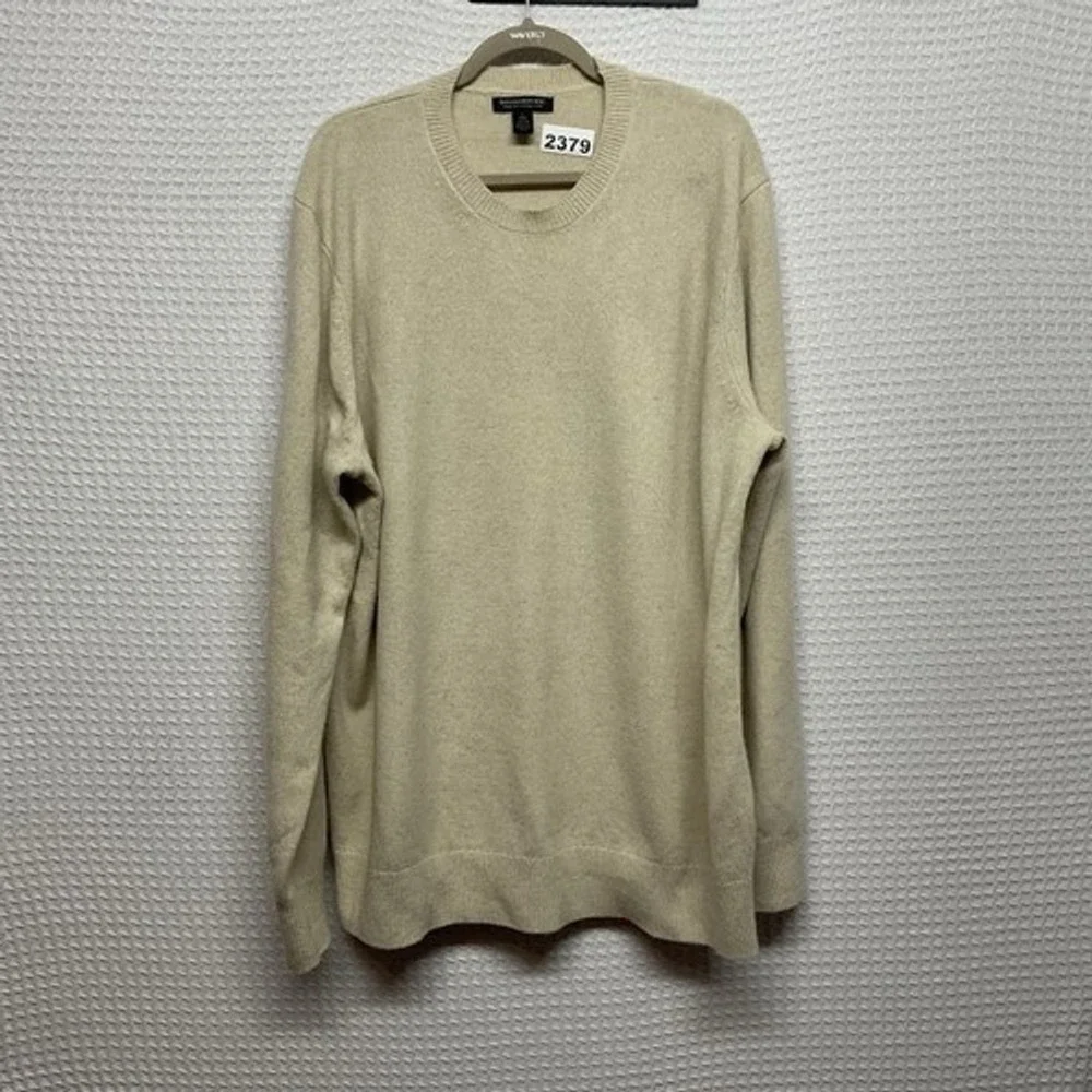 Banana Republic Cream CrewNeck Sweater Men 2XLTall Hong Kong 100% Wool Hand Wash